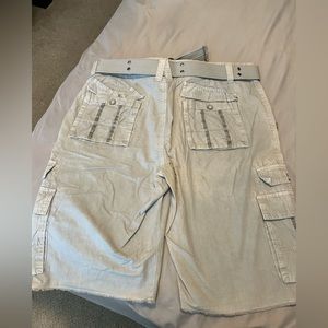Men’s Buckle brand cargo shorts
